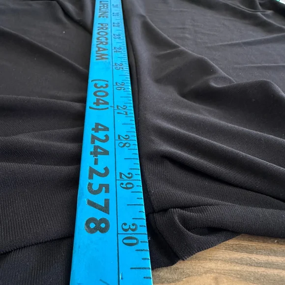 Women’s Tash + Sophie Green Black Sleeveless Cropped Jumpsuit Size L Colorblock - Picture 11 of 11